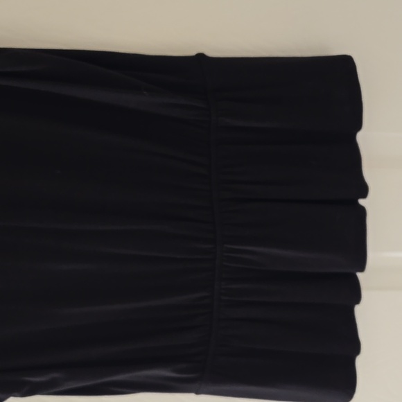 WHBM Ruffled V-Neck Top - Picture 8 of 9